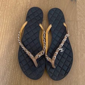 Chanel Leather Flip flops
